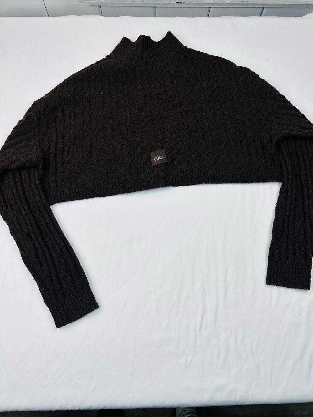 ALO Cable Knit Cropped Winter Bliss Turtleneck Long Sleeve Brownstone - Picture 2 of 2
